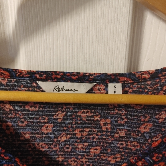 Reitmans Blouse - Picture 3 of 4